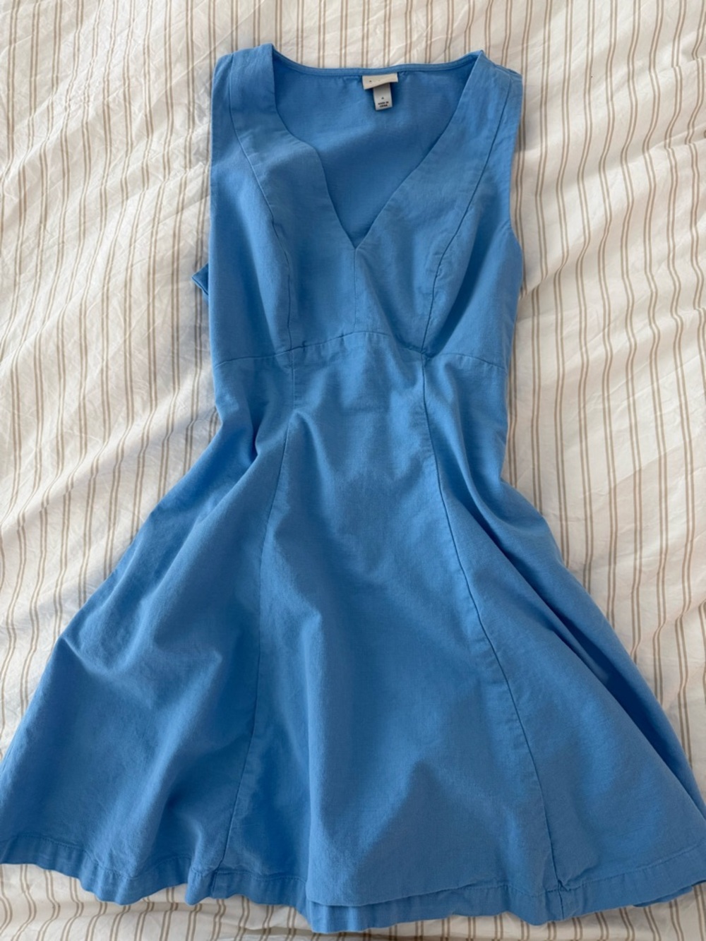 Women's Blue Sleeveless V-Neck Dress